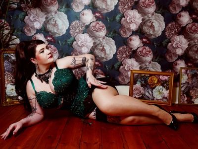 Honey Diamond featured photo